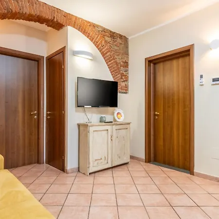 Sailor's House By Pleiades * Livorno