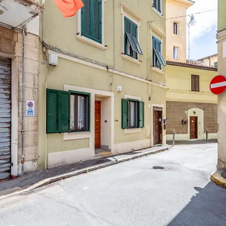 Apartment Sailor's House By Pleiades Livorno
